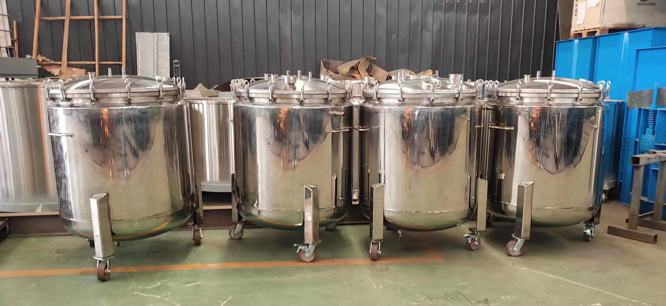 加氫反應釜應用范圍及結構特點 加氫反應釜應用范圍及結構特點